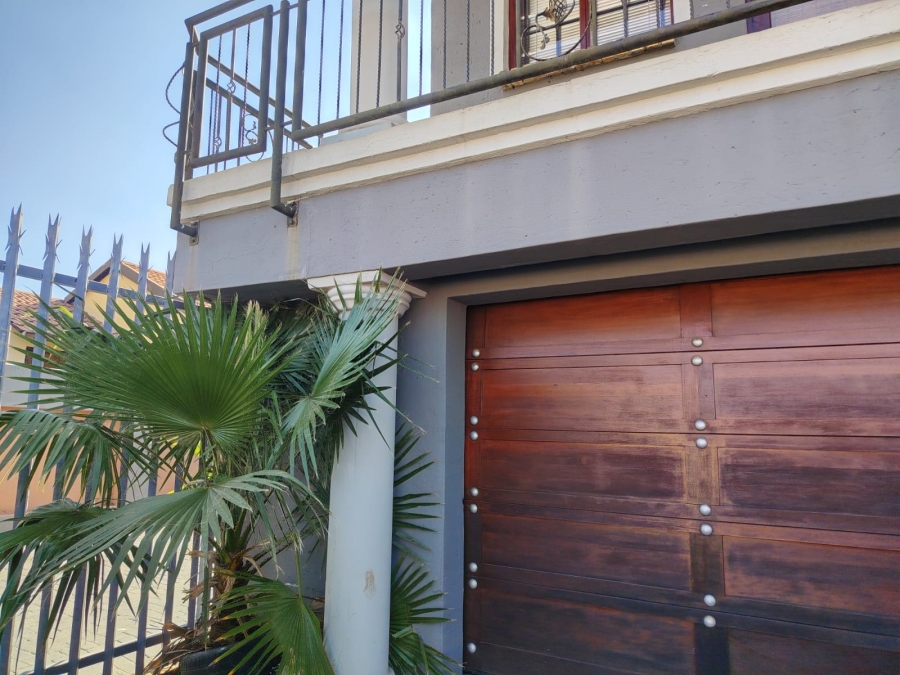 3 Bedroom Property for Sale in Tlhabane West North West